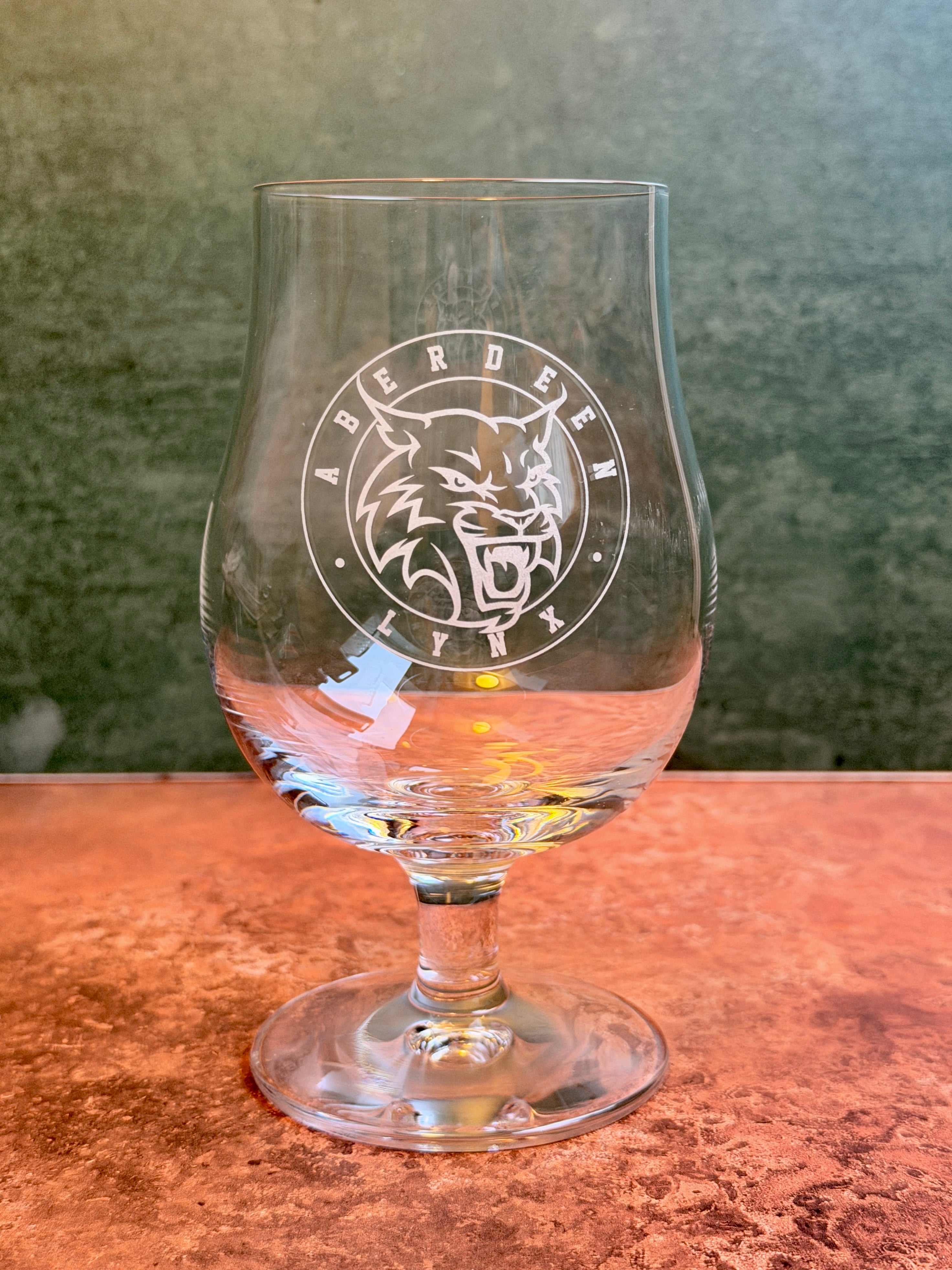 Aberdeen Lynx Engraved Lager Glass – 440ml